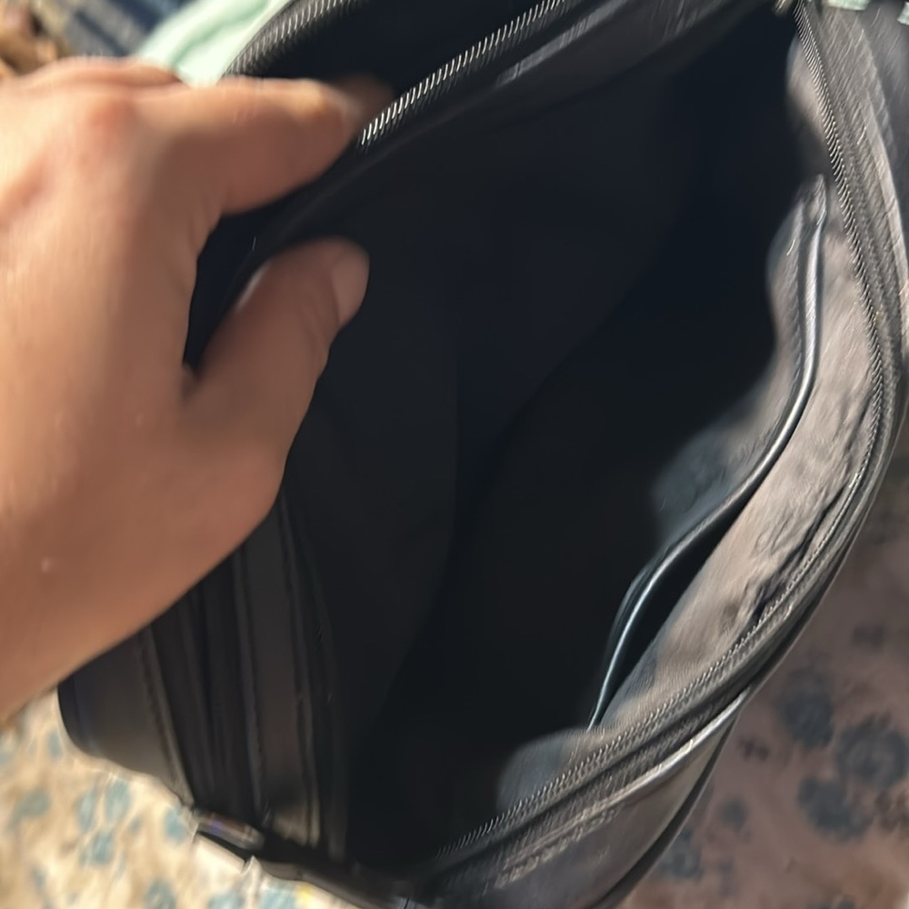 Different purses - Picture 13 of 16